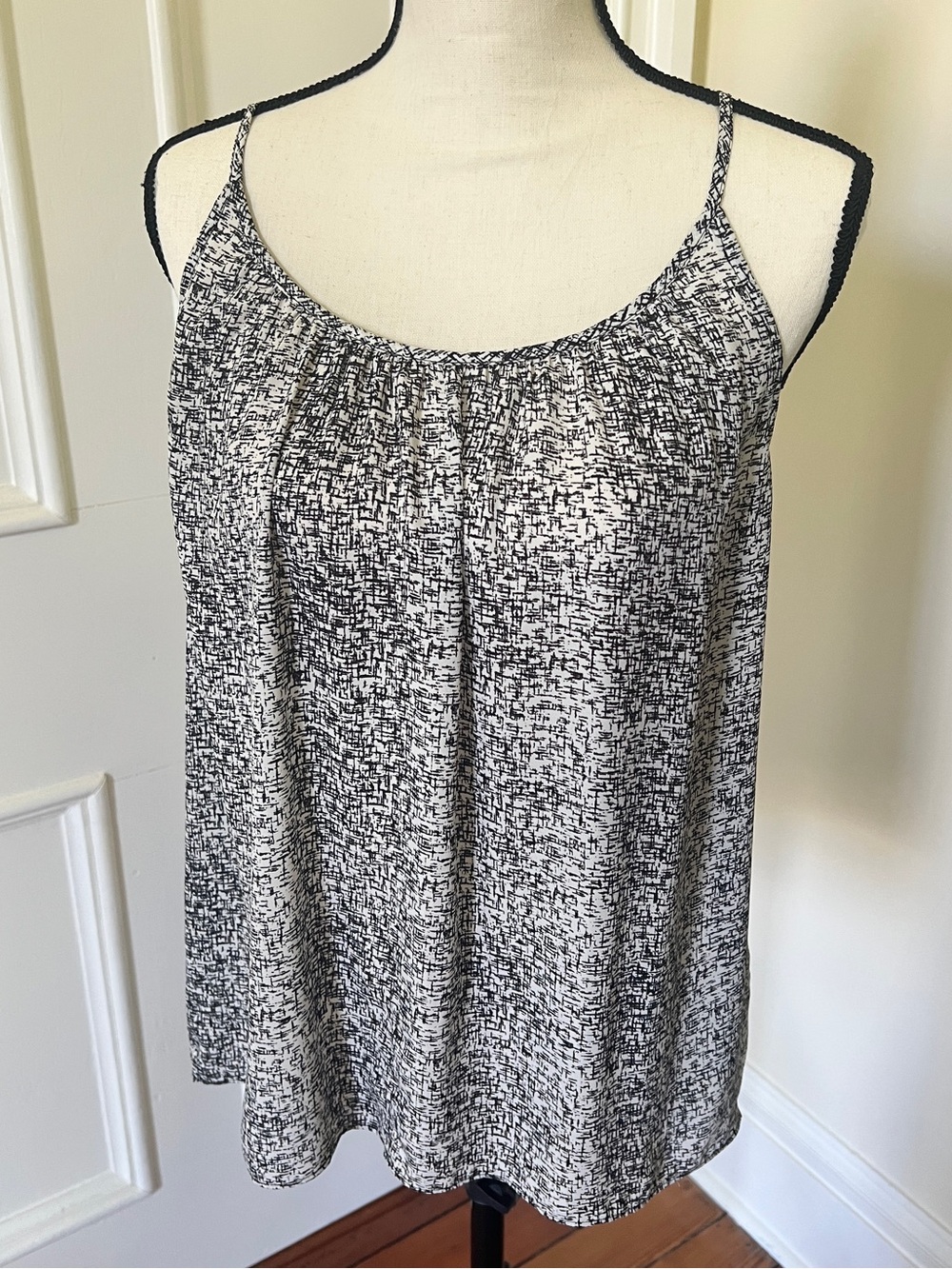 LOFT camisole | size M